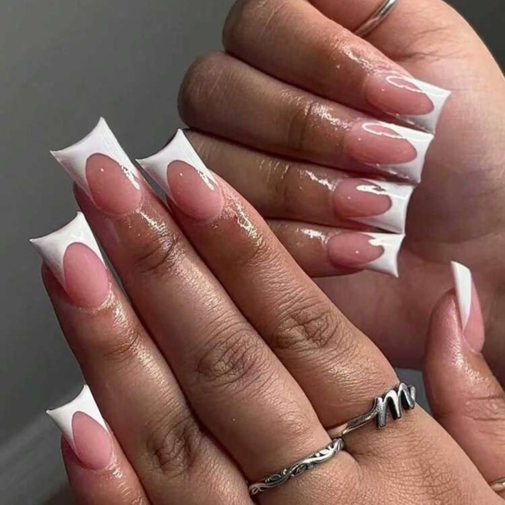 24pc Press On Nail Set from the Nail Bar 💅
